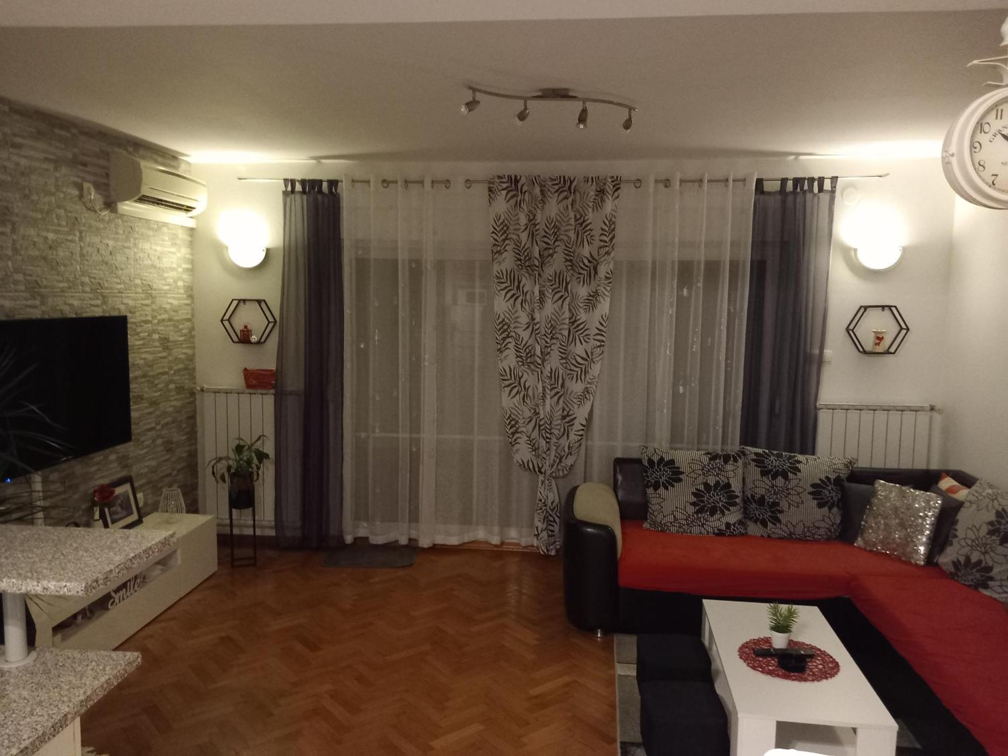 Petra Apartment *