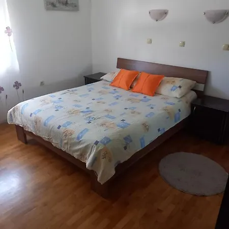 Apartman Petra Palit Exterior photo