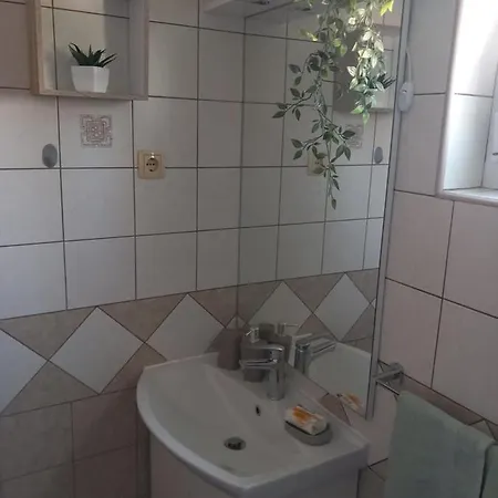 Apartman Petra Palit Exterior photo